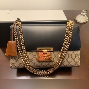 ****SOLD**** GG Supreme Calfskin medium chain padlock handbag